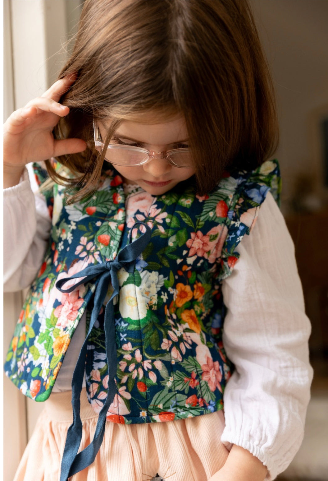 Ella vest - strawberry navy
